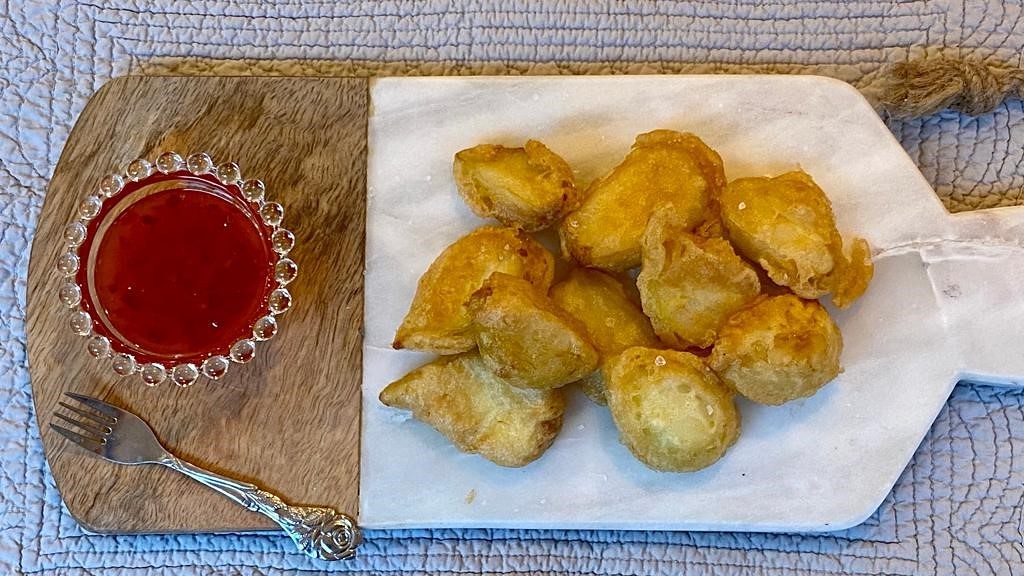 Battered Elephant Garlic Cloves The Garlic Farm Isle of Wight
