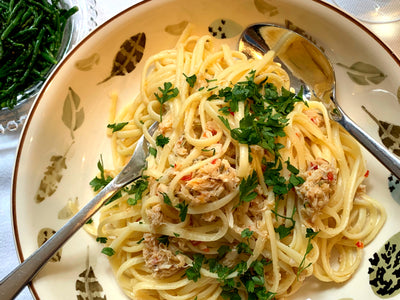 Crab and Garlic Linguine